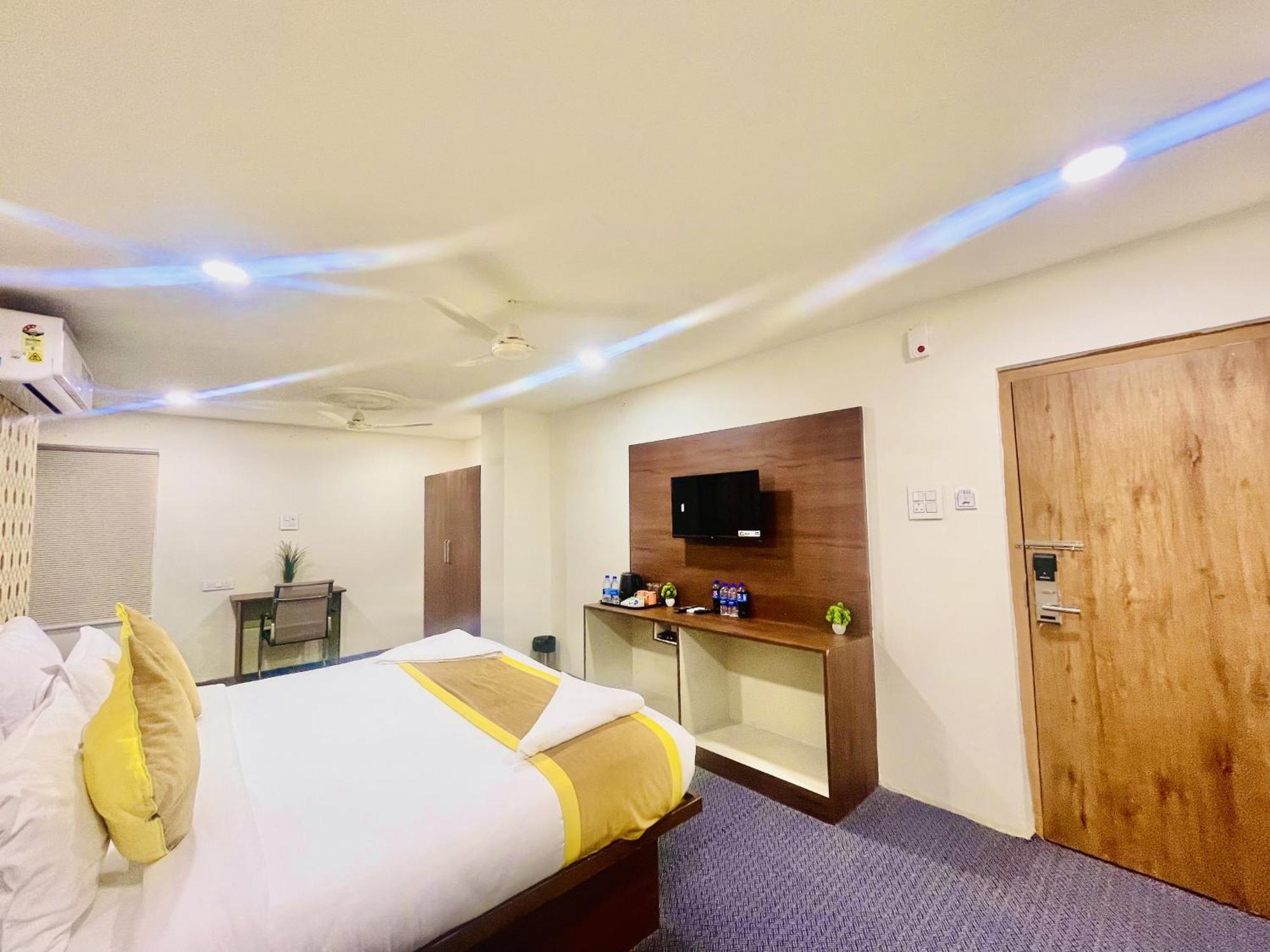 Hotel Eagle Grand Hyderabad Airport Zone Shamshabad Exteriér fotografie