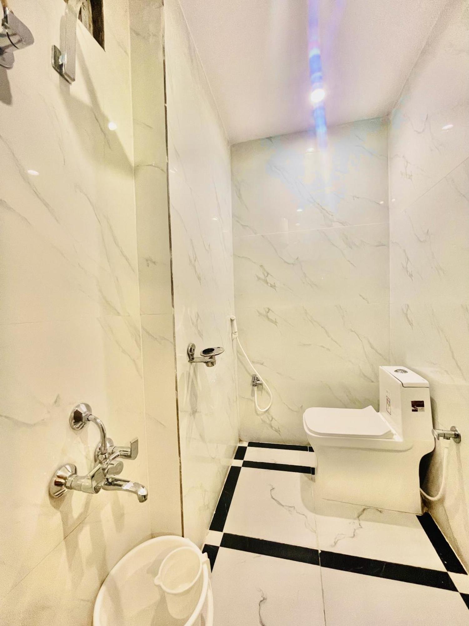 Hotel Eagle Grand Hyderabad Airport Zone Shamshabad Exteriér fotografie